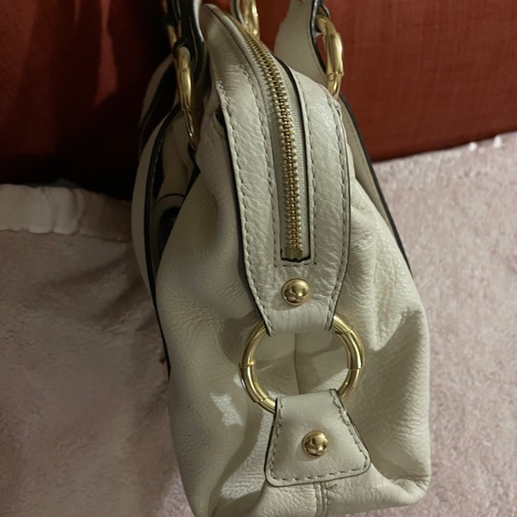 Michael Kors Cream Bag - Picture 5 of 7